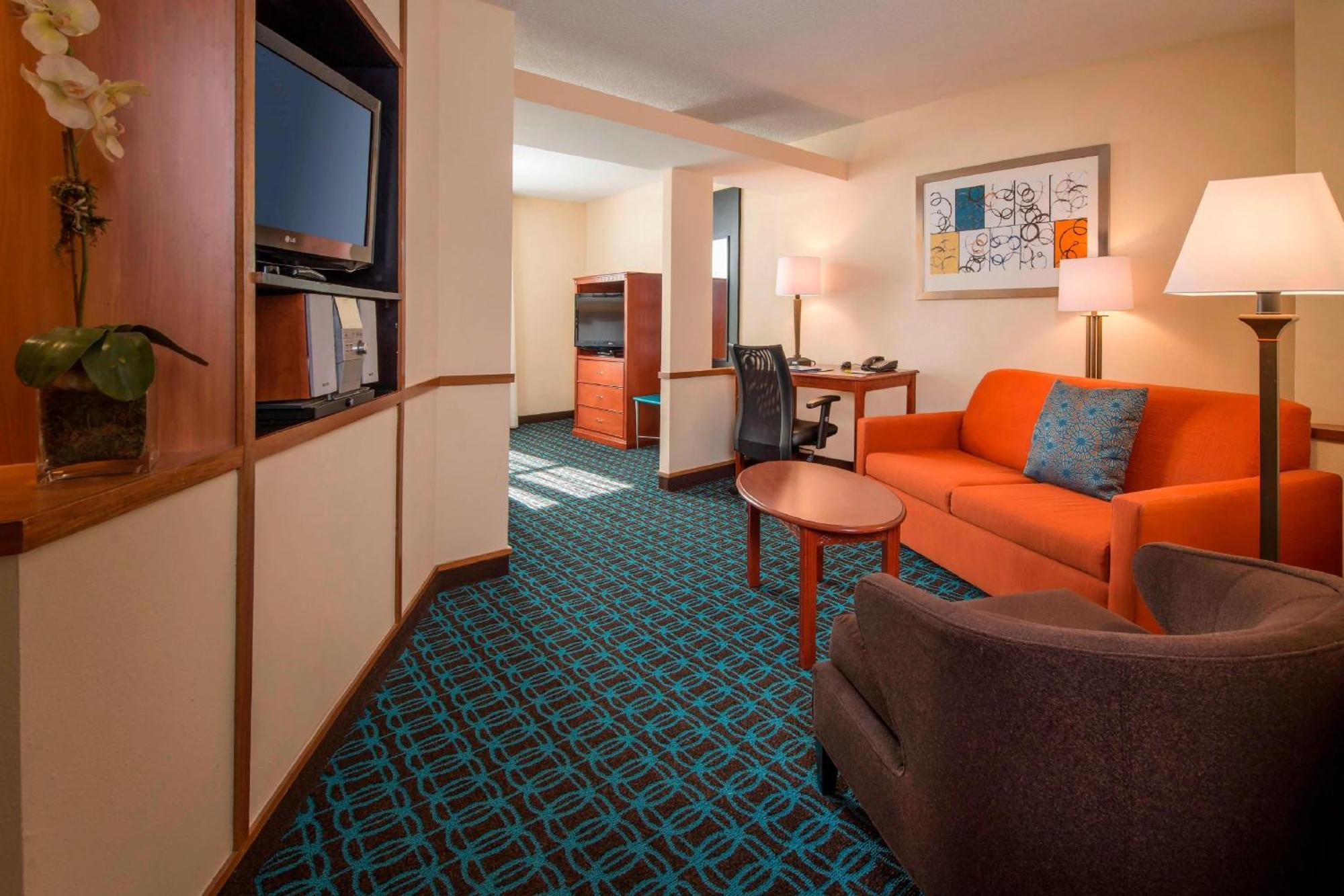 Fairfield Inn & Suites By Marriott Вільямсбург Екстер'єр фото